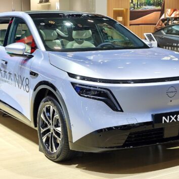Dongfeng Nissan NX8 у шоурумі