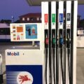 Паливна колонка з бензином E10 на АЗС