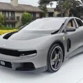 Електричний Ferrari Luce на виставці в Пеббл-Біч