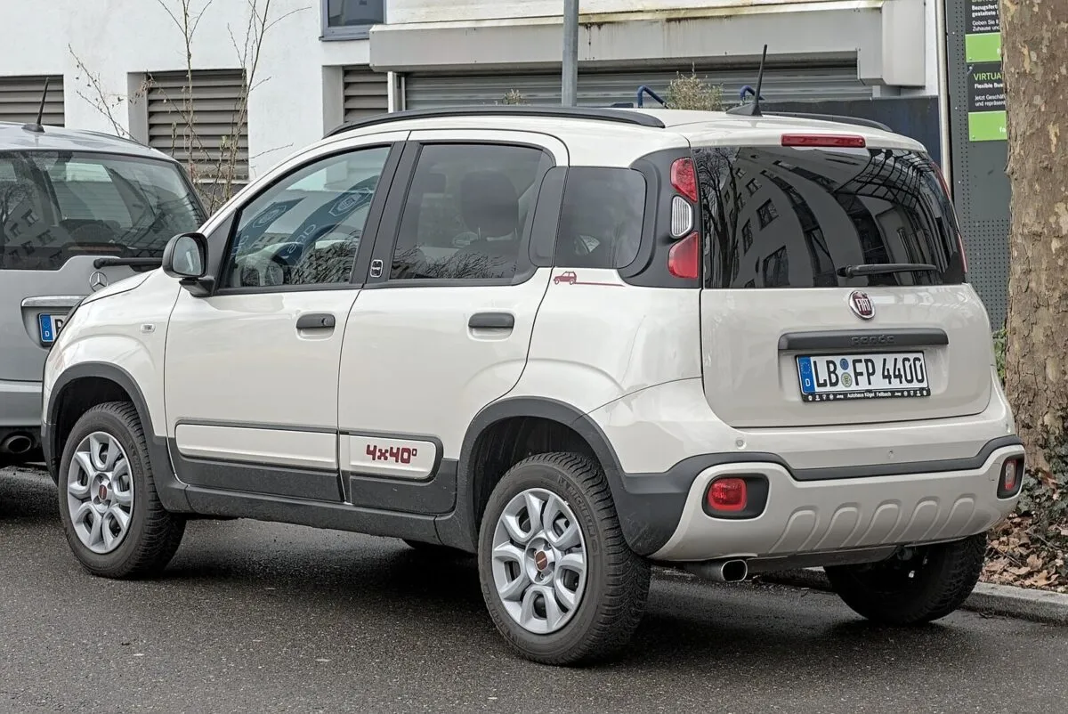 Fiat Panda vs BMW— несподіваний урок