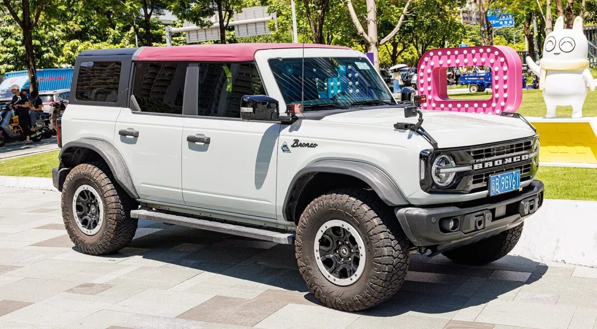 Ford Bronco шостого покоління