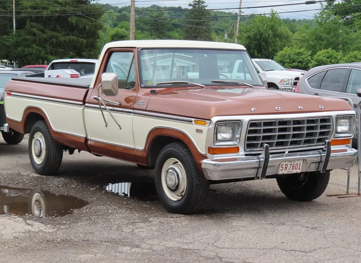 Ford F-250 Ranger 1978 року — того ж покоління, що й Highboy від Fat Fender Garage