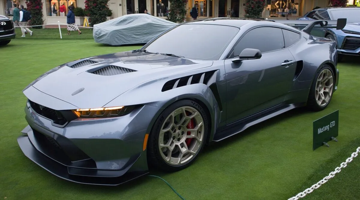 Ford Mustang GTD на конкурсе Pebble Beach