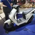 Електроскутер Honda EM1 e: