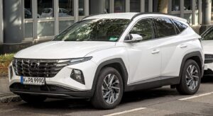 Новий Hyundai Tucson: більший салон, 245-сильний гібрид і жодного дизеля в Європі