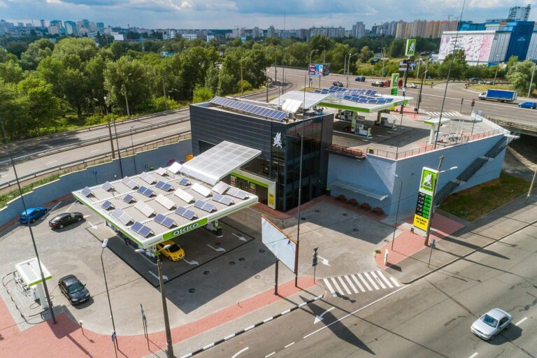 Рік тому дизель коштував 55,88 гривні. Що змінилося на АЗС за 12 місяців