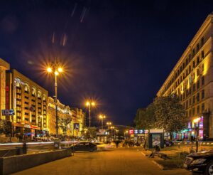 25 жовтня стемніє на годину раніше. Сім кроків для водія перед переходом на зимовий час
