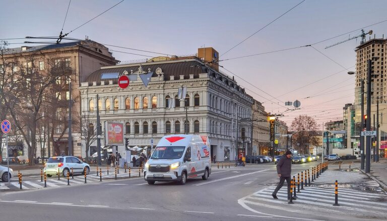 Пікапів за пів року стало на 76% більше. Чому в Україні росте лише легкий комтранс
