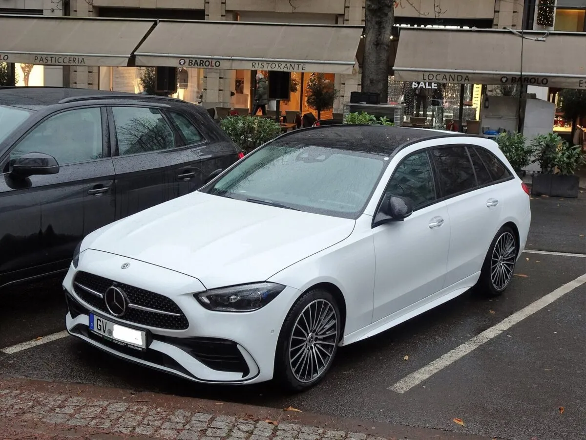 Mercedes-Benz C-Class Estate (S206)