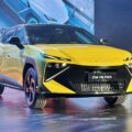 Omoda 4 Ultra на прем'єрі в Уху, жовтень 2025 — молодший кросовер бренду в тому ж стилі Cyber Mecha, що й новий Omoda X