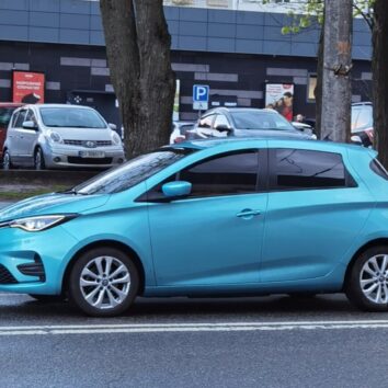 Renault Zoe на вулиці Дніпра