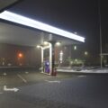 АЗК SOCAR на трасі М06 уночі