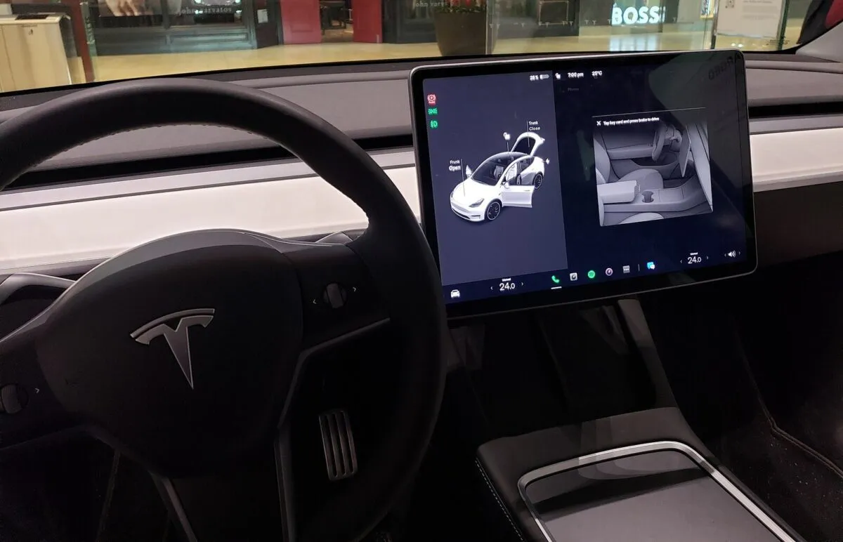 Tesla Model 3 interior