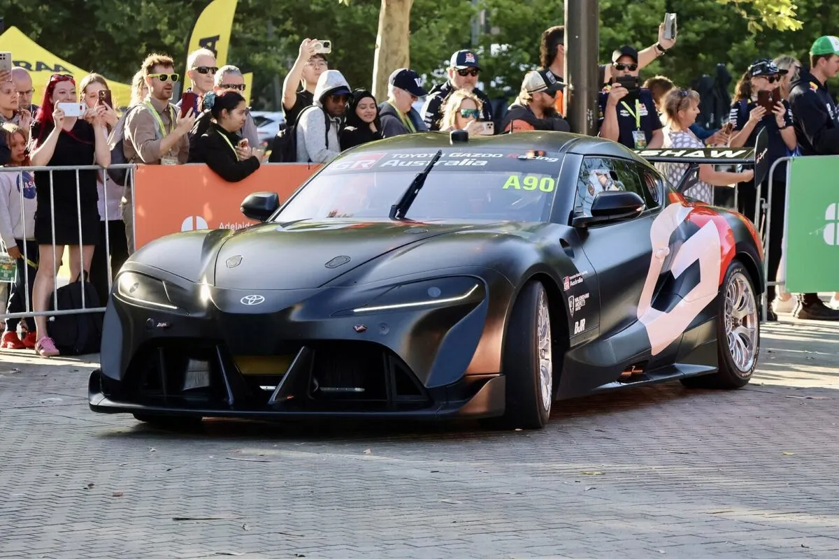 Гоночна Toyota GR Supra для чемпіонату Supercars в Аделаїді