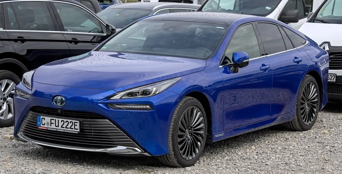Toyota Mirai другого покоління