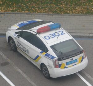 Автомобіль патрульної поліції Toyota Prius