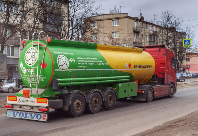 Газ за два тижні подорожчав на 11,8%, бензин — на 0,5%. Чому пальне дорожчає так нерівномірно?