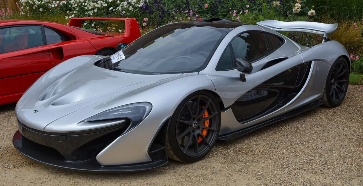 Френк Стівенсон і ютубер Tavarish оновлюють McLaren P1