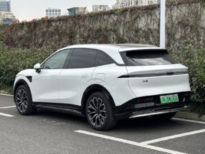 277 тисяч гривень податків за Zeekr 7X: скільки коштує розмитнити китайський електромобіль після повернення ПДВ